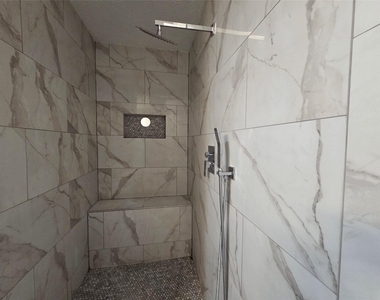 4718 Blanton Boulevard - Photo Thumbnail 14