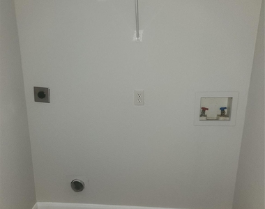 16396 Danika Oak Drive - Photo Thumbnail 7