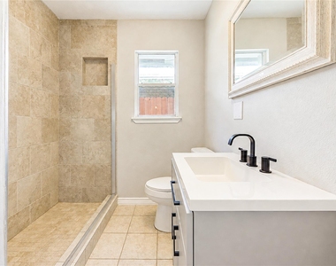 2614 7th Avenue N - Photo Thumbnail 11