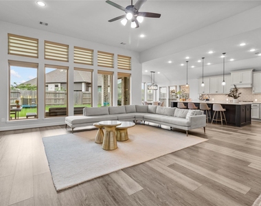30427 Watershed Way - Photo Thumbnail 19