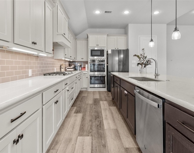 30427 Watershed Way - Photo Thumbnail 16