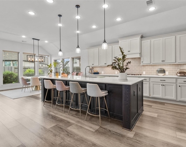 30427 Watershed Way - Photo Thumbnail 14
