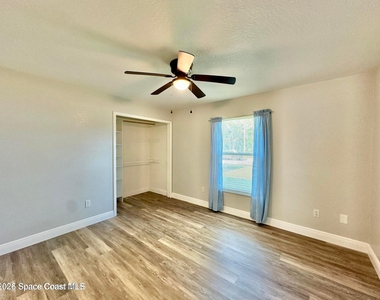 426 Inlet Avenue Se - Photo Thumbnail 10