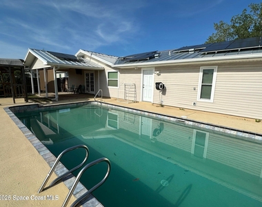 426 Inlet Avenue Se - Photo Thumbnail 2