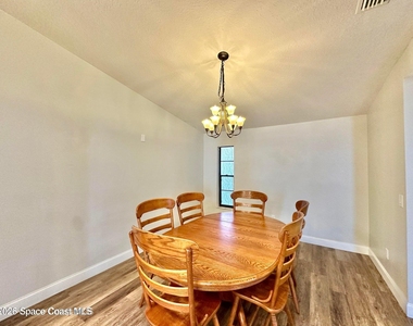 426 Inlet Avenue Se - Photo Thumbnail 15