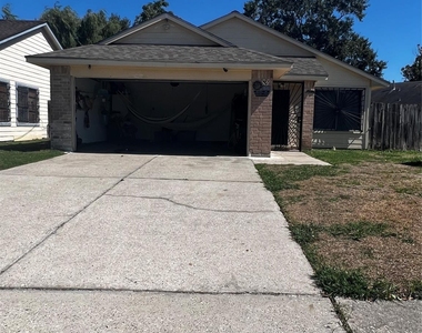 11606 Boxhill Drive - Photo Thumbnail 2