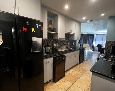 11606 Boxhill Drive - Photo Thumbnail 7