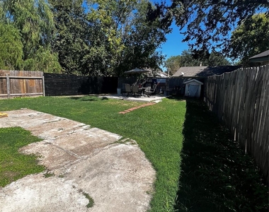 11606 Boxhill Drive - Photo Thumbnail 17