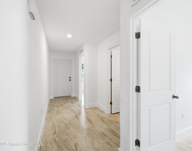 1332 Giddings Street Sw - Photo Thumbnail 7