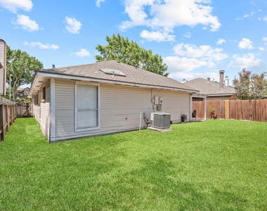 19419 Lake Hollow Lane - Photo Thumbnail 29