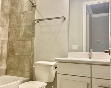 2715 Vuldarno Lane - Photo Thumbnail 22