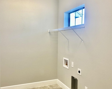 2715 Vuldarno Lane - Photo Thumbnail 24