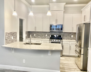 2715 Vuldarno Lane - Photo Thumbnail 3