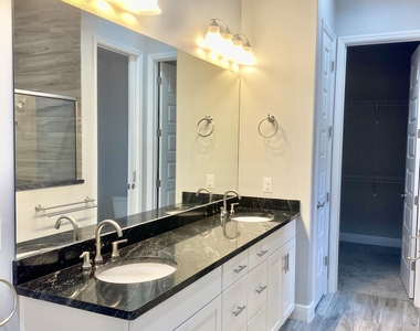 2715 Vuldarno Lane - Photo Thumbnail 15