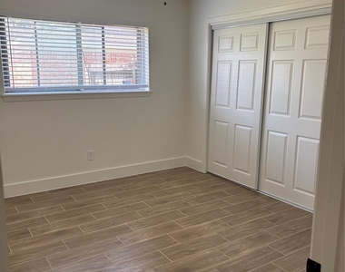 608 Circle Way - Photo Thumbnail 6