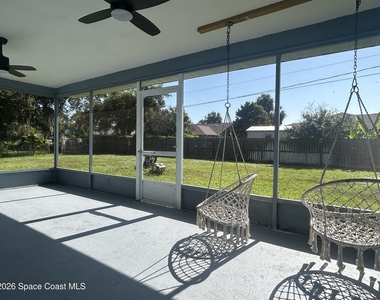615 7 Gables Circle Se - Photo Thumbnail 11
