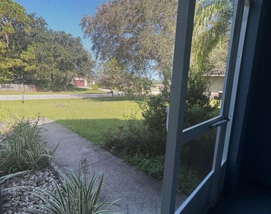 615 7 Gables Circle Se - Photo Thumbnail 1