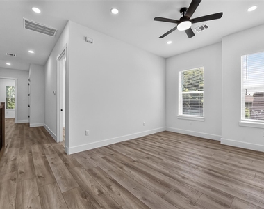 2911 Wichita Street - Photo Thumbnail 28