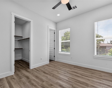 2911 Wichita Street - Photo Thumbnail 35