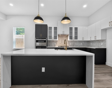 2911 Wichita Street - Photo Thumbnail 17