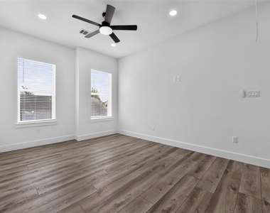 2911 Wichita Street - Photo Thumbnail 37