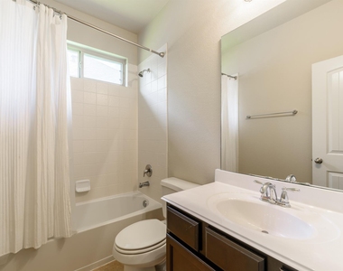 202 Black Swan Place - Photo Thumbnail 23