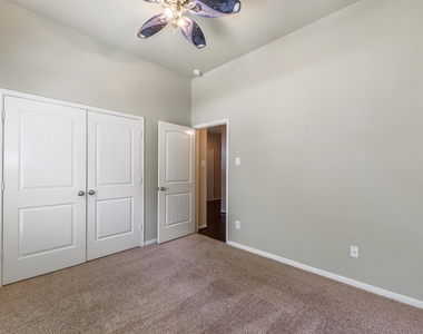 202 Black Swan Place - Photo Thumbnail 22
