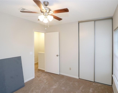 2630 Anthony Hay Lane - Photo Thumbnail 17