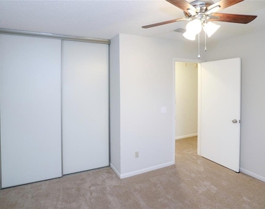 2630 Anthony Hay Lane - Photo Thumbnail 19