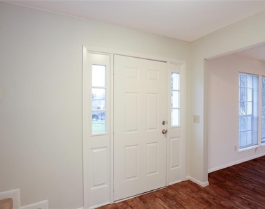 2630 Anthony Hay Lane - Photo Thumbnail 3