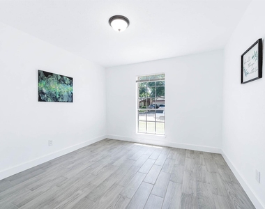 14310 Southline Road - Photo Thumbnail 17