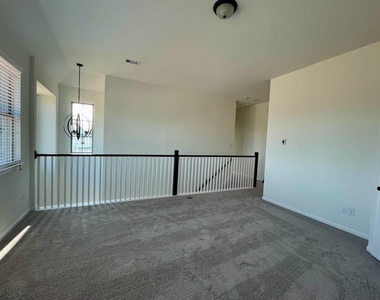 639 Silver Pear Court - Photo Thumbnail 19