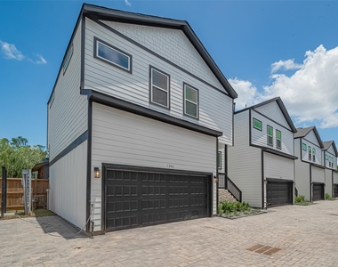 1350 W 24th Street - Photo Thumbnail 1