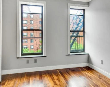 16 East 116th Street - Photo Thumbnail 2