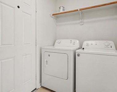 13711 Brighton Park Drive - Photo Thumbnail 27