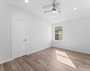 2230 Fresh Flower Way - Photo Thumbnail 40
