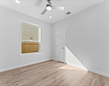 2230 Fresh Flower Way - Photo Thumbnail 25