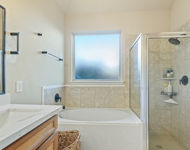 103 W Wading Pond Circle - Photo Thumbnail 15