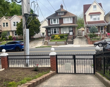 3815 Farragut Road - Photo Thumbnail 12