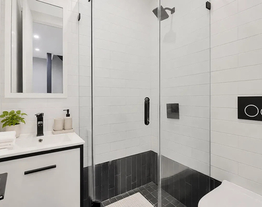 555 Grand Street - Photo Thumbnail 10