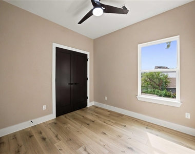 4117 Kewanee Street - Photo Thumbnail 12