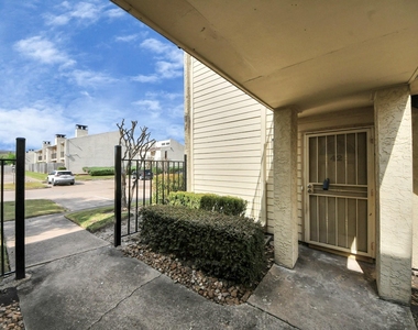 10075 Westpark Drive - Photo Thumbnail 2