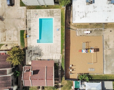 10075 Westpark Drive - Photo Thumbnail 19