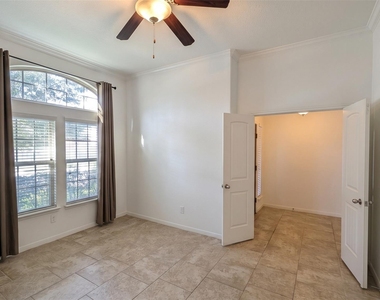 25606 Anvil Iron Lane - Photo Thumbnail 10