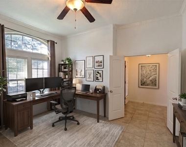 25606 Anvil Iron Lane - Photo Thumbnail 9