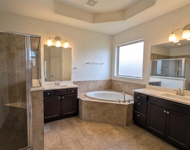 25606 Anvil Iron Lane - Photo Thumbnail 8