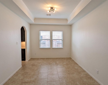 25606 Anvil Iron Lane - Photo Thumbnail 5
