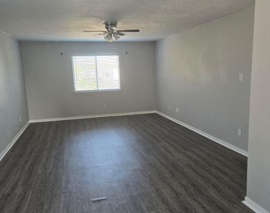 5331 Cilantro Lane - Photo Thumbnail 8