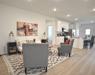 4122 Bronco Station Lane - Photo Thumbnail 2