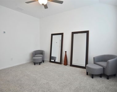 4122 Bronco Station Lane - Photo Thumbnail 14